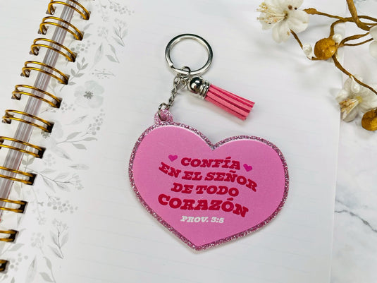 Llavero con glitter Confía en el Señor