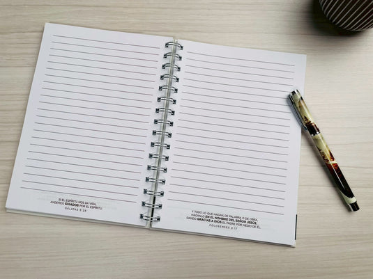 Set Libreta y lapicero "Nuevas Fuerzas"