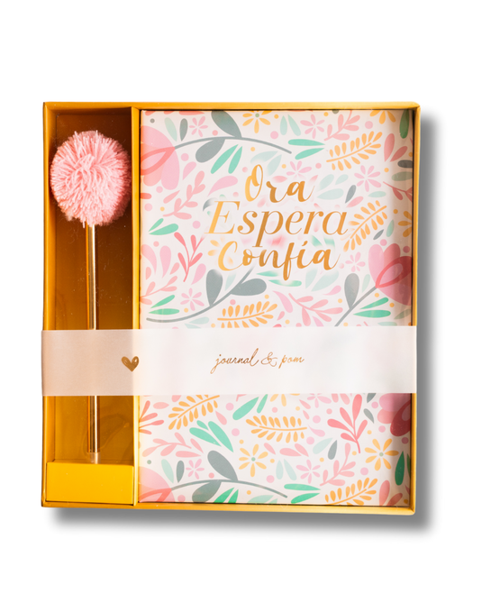 Libreta Journal con lapicero pom pom | Ora, Espera, Confía