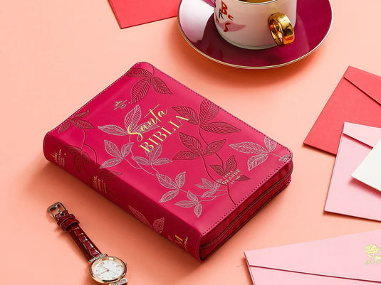 Biblia RVR 1960, Tamaño portátil, Cierre zíper, Letra Grande, imitación piel fucsia hojas
