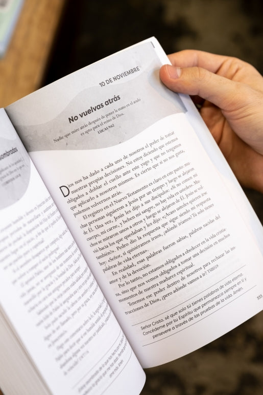 Encuentros con el Hijo de Dios: Un devocional de 365 días