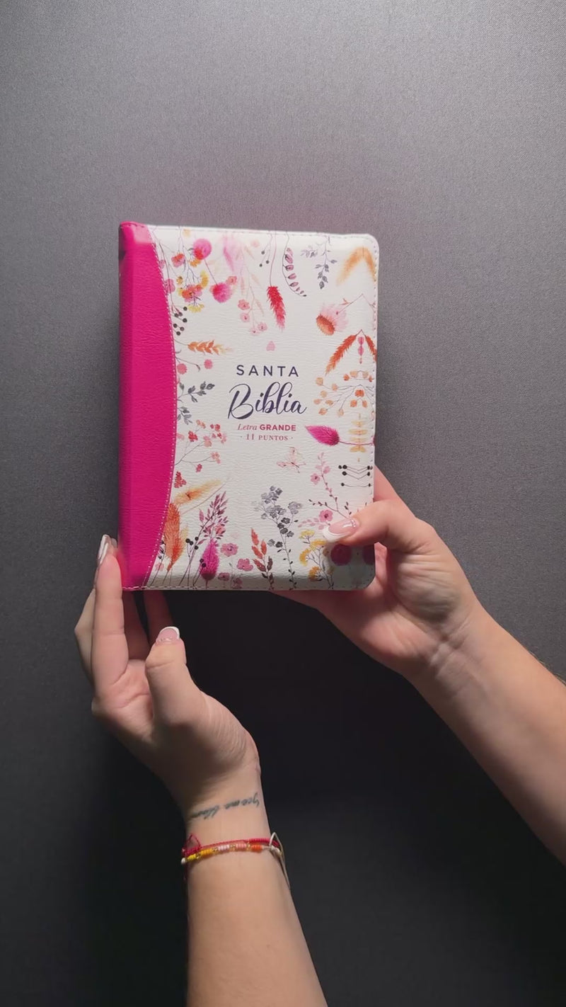 Cargar y reproducir video en Gallery Viewer, Biblia RVR 1960, Tamaño portátil, Cierre zíper, Letra Grande, imitación piel fucsia primaveral
