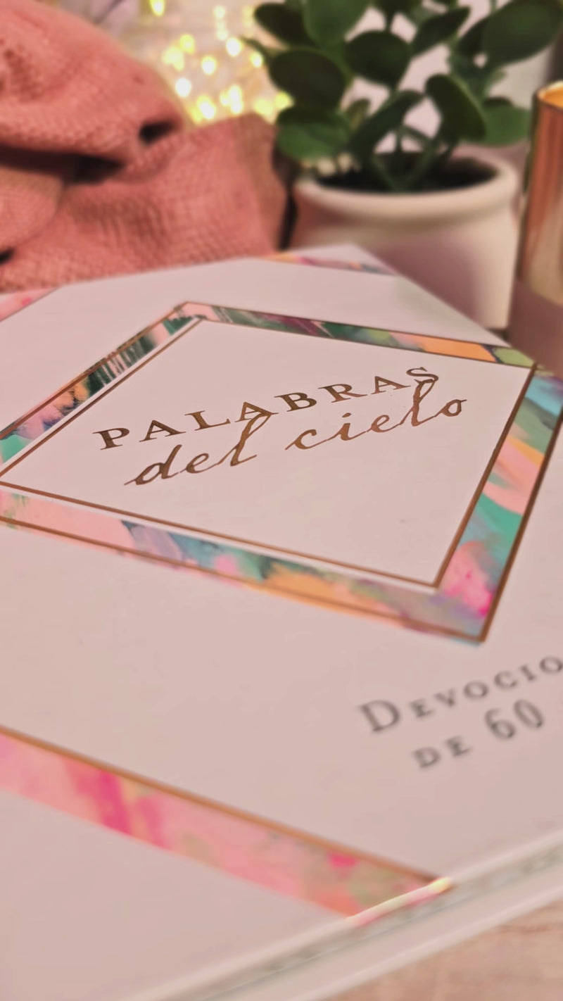 Cargar y reproducir video en Gallery Viewer, Palabras del cielo: Un devocional de 60 días
